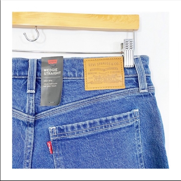 NEW Levi’s Premium Wedgie Straight High Waisted Exposed Button Fly Denim Jeans - Picture 6 of 13